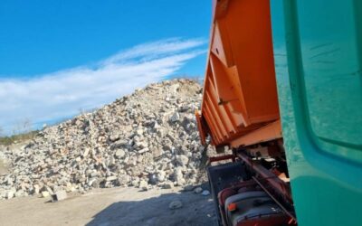 Evacuation des déchets de type gravats propres vers une gravière à Mérignac en Gironde
